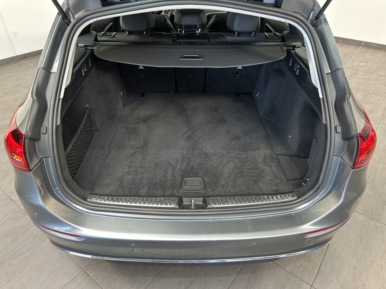Fahrzeugabbildung Mercedes-Benz C 220d T Avantgarde NAV+LED+360°+CARPLAY+VC+DAB
