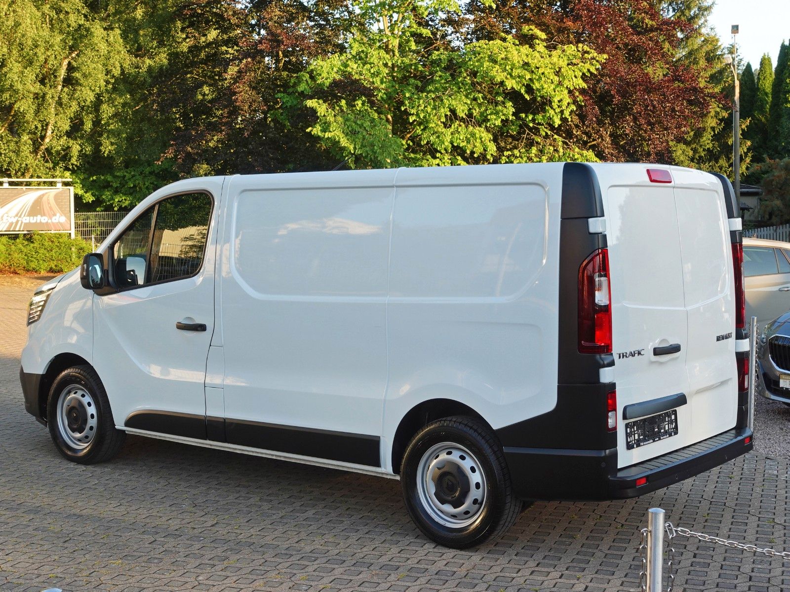 Fahrzeugabbildung Renault Trafic 2.0 Blue dCI Klima/Navi/EASYLINKL1H1 2,8t