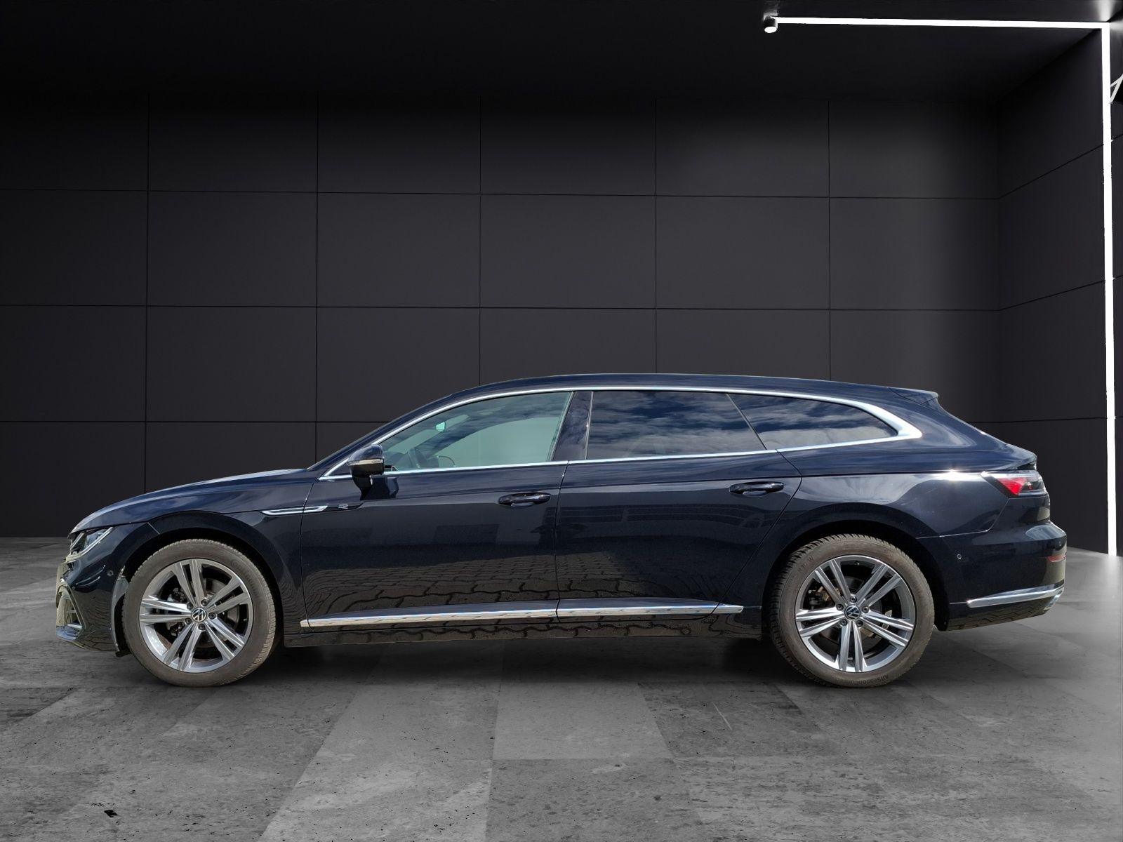 Fahrzeugabbildung Volkswagen Arteon SB TSI R-Line DSG Matrix Navi Pano AID AC
