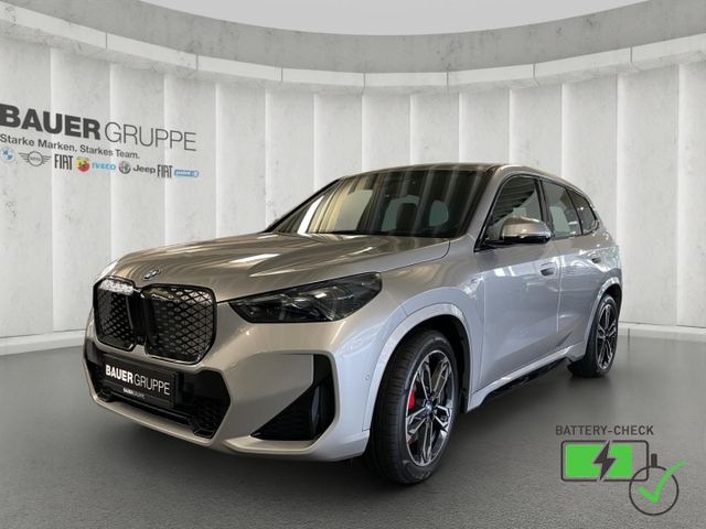 BMW iX1 30 xDrive M Sport UPE: 70.680€  H/K-Sound LE