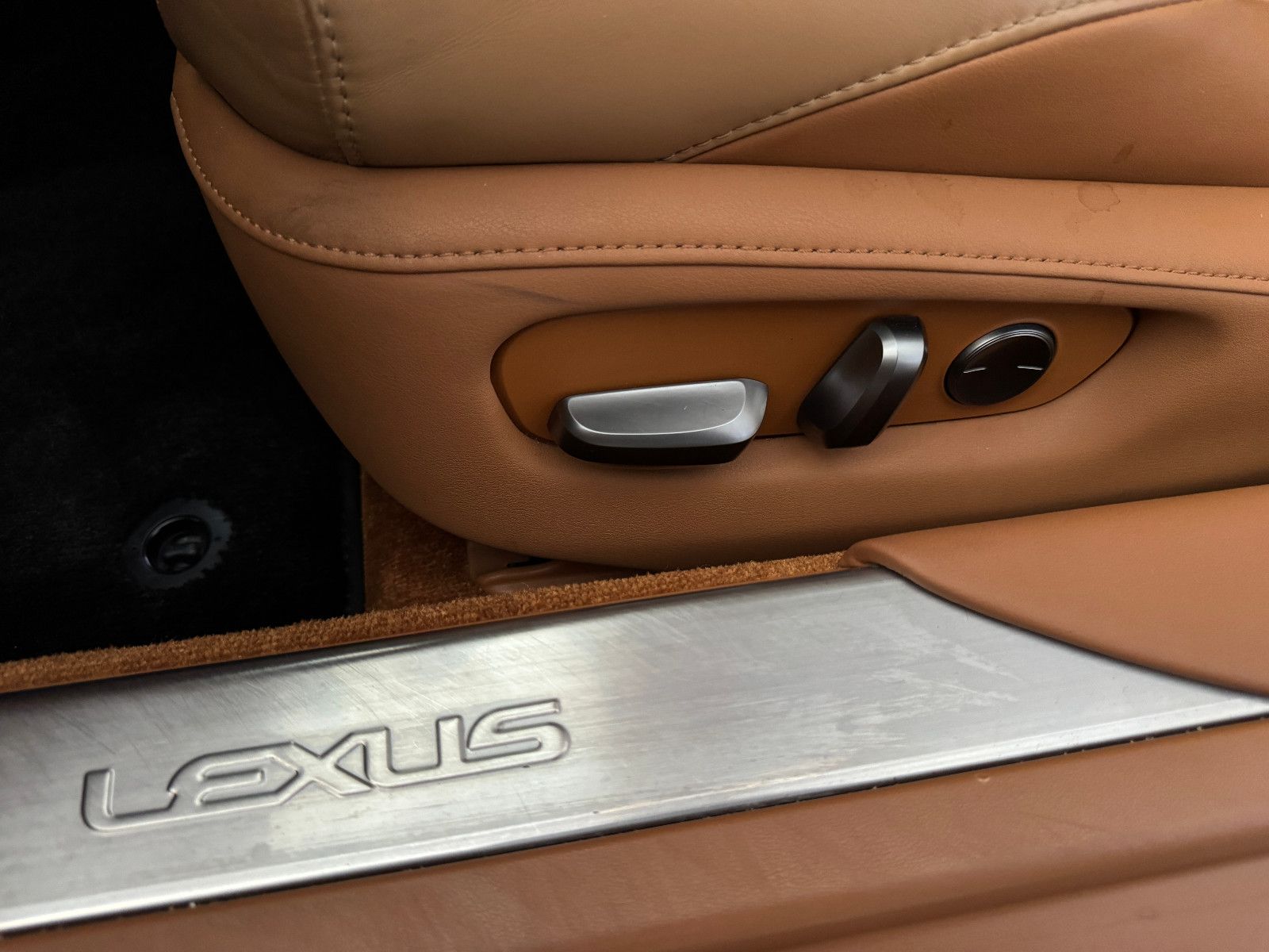 Lexus LC 500h COUPE PANO HUD LEVINSON TOURING PAKET