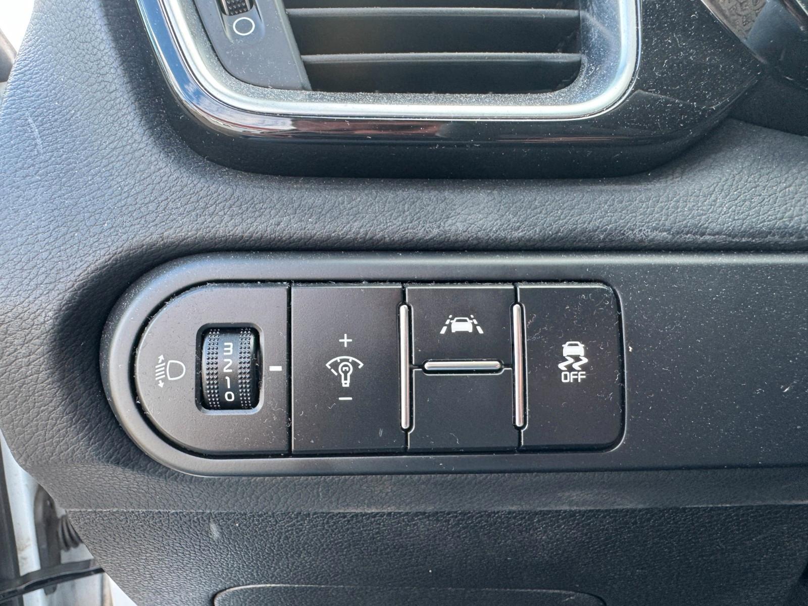 Kia Ceed 1.4 T-GDI DCT7 Vision *Navi*AWR*Garantie*