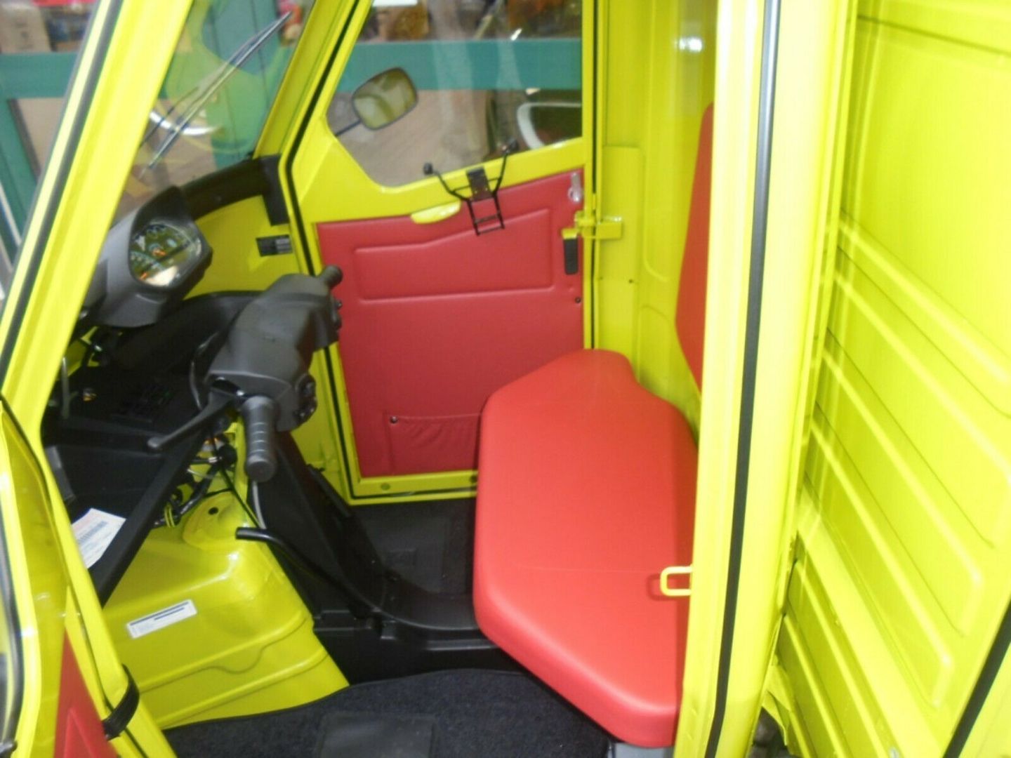 Fahrzeugabbildung Piaggio Ape 50 Kasten verde limasa, auch als 25kmh erhäl