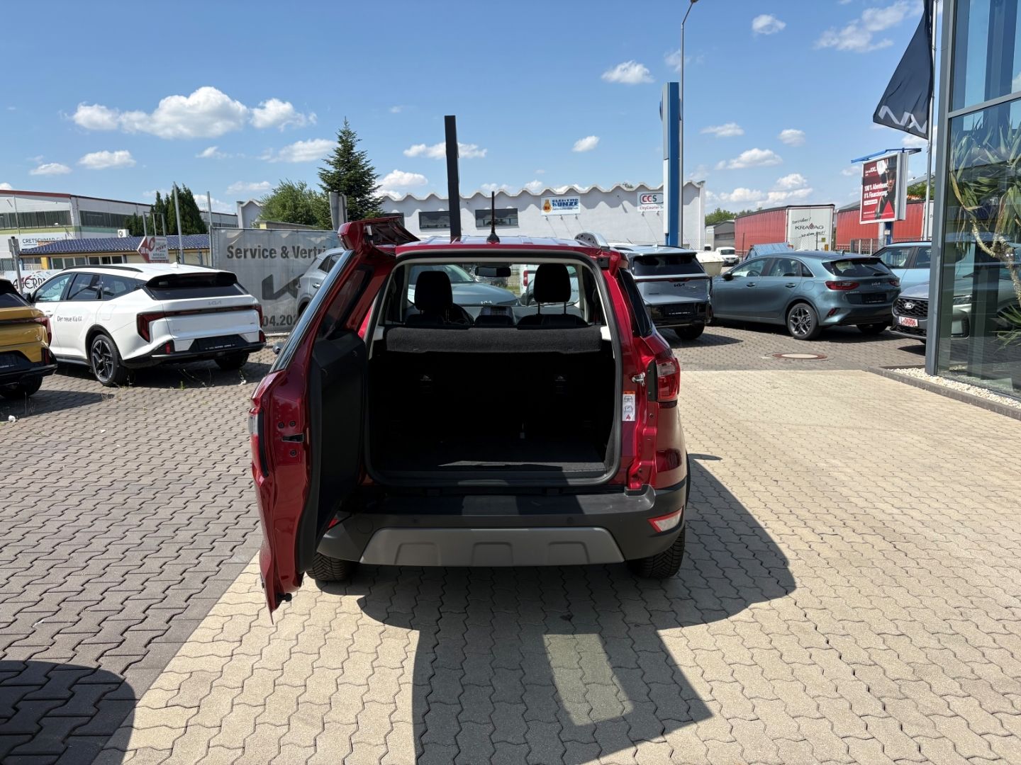 Fahrzeugabbildung Ford EcoSport Titanium Kamera SHZ Navi Klima Tempomat