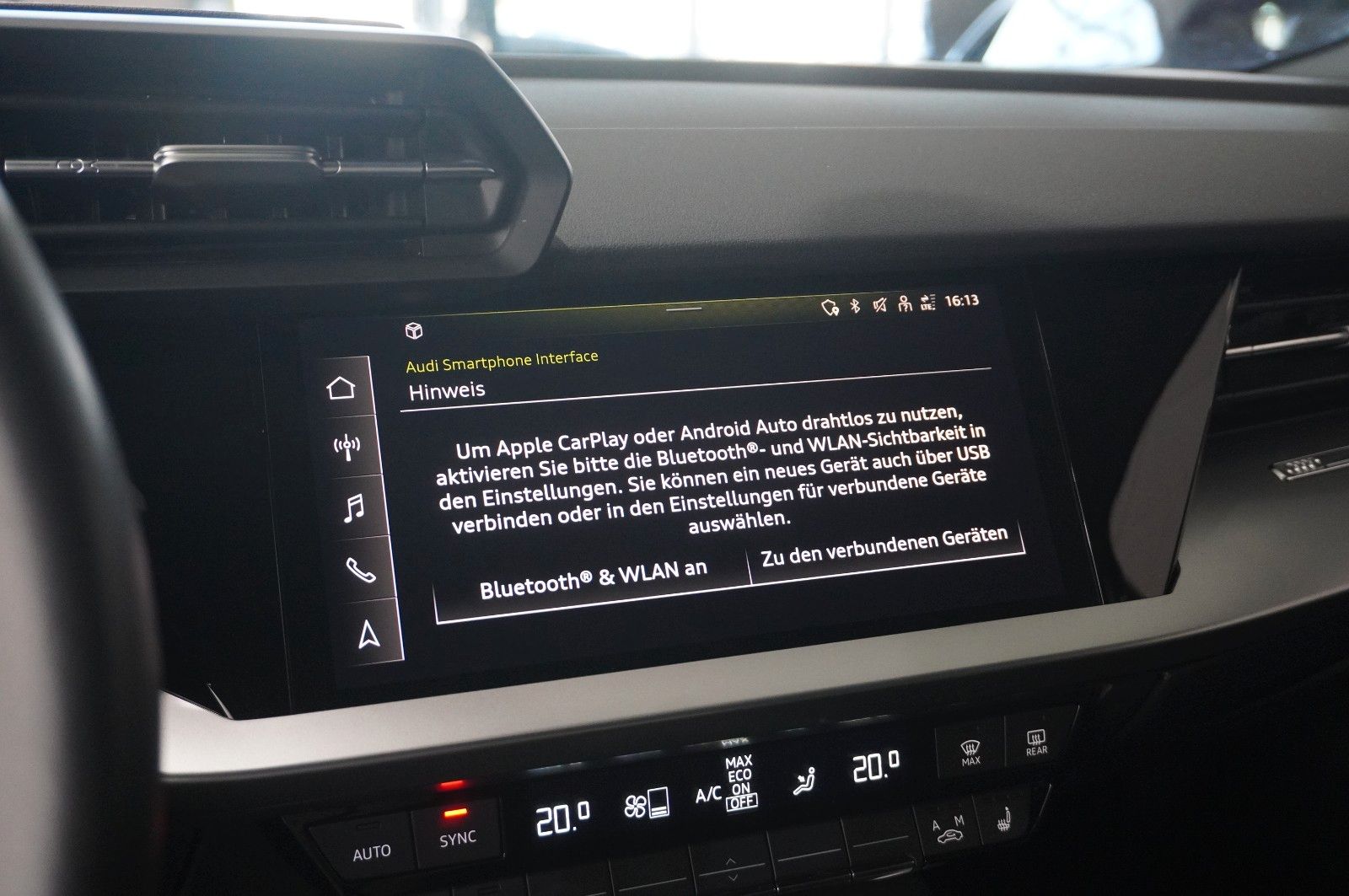 Fahrzeugabbildung Audi A3 Sportback 35 TFSI ADVANCED NAVI/LED/SPORT/DAB