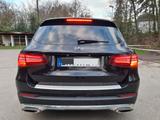 Mercedes-Benz GLC 250 4MATIC Autom. - - schwarze Mercedes-Benz GLC 250