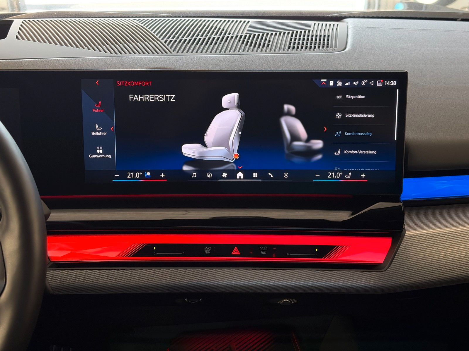 Fahrzeugabbildung BMW i5 eDrive40 Touring M Sport Shadow 360° B&W HuD