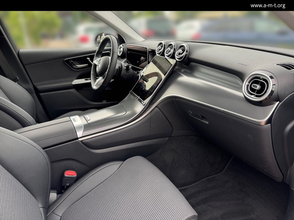 MERCEDES-BENZ GLC 300