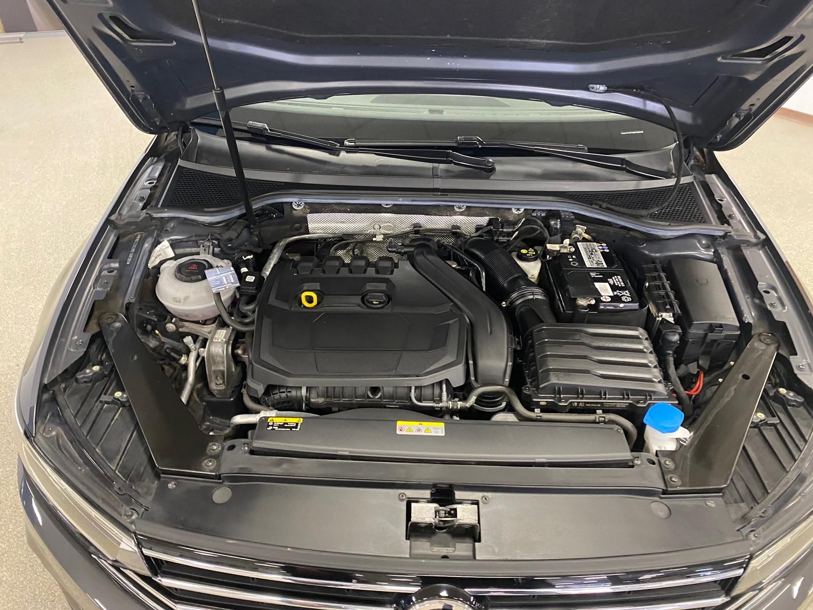 Fahrzeugabbildung Volkswagen Passat Variant 1.5 TSI DSG+APP+NAVI+SHZ+ALLWETT+