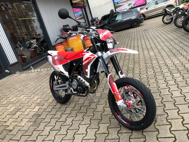 Fantic XMF 125 Motard Performance / Sofort verfügbar !