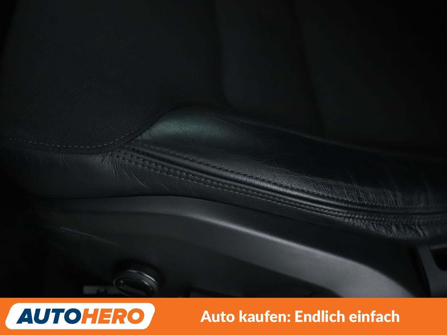 Volvo V60 2.0 T4 Momentum Pro Aut*NAVI*LED*TEMPO*PDC*