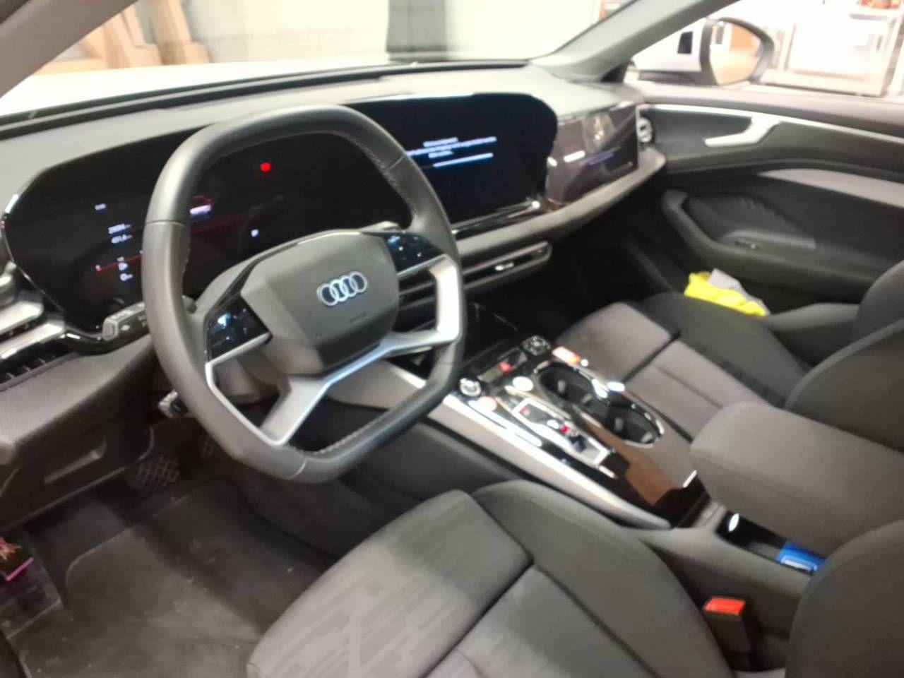 Audi A6 Avant TFSI 204PS AHK.B-DISPLAY.LED.VIRTUAL.KA