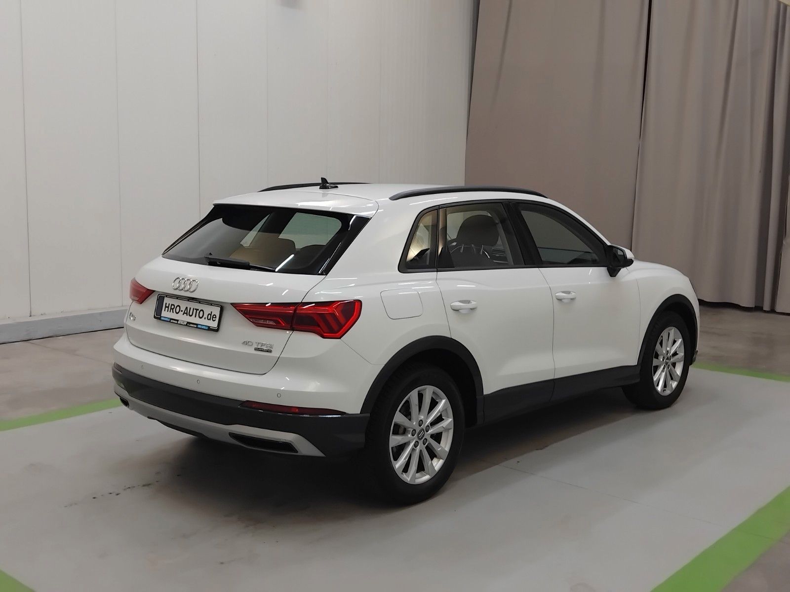 Audi Q3 (06/2026, Benzin)