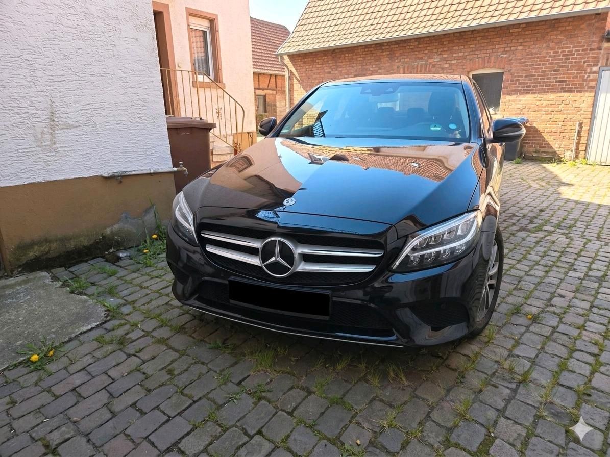 MERCEDES-BENZ Privatverkauf  Mercedes-Benz C 200 d T-Mo...