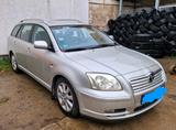 Toyota Avensis 2.0 D4D/ Klima/ TÜV 01/27 - Toyota Avensis: Kombi, T27