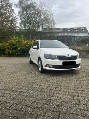 Skoda Fabia/Schräghecklimousine/1.2 TSI/66...