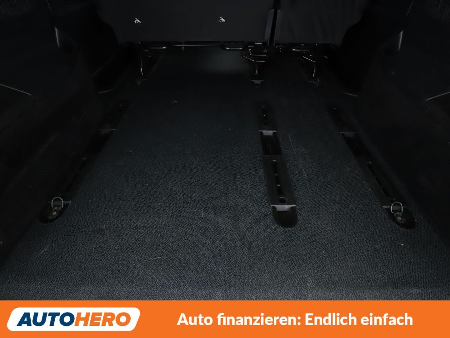 Mercedes-Benz Vito Tourer 124 CDI Pro 4x4 kompakt Aut.*NAVI*