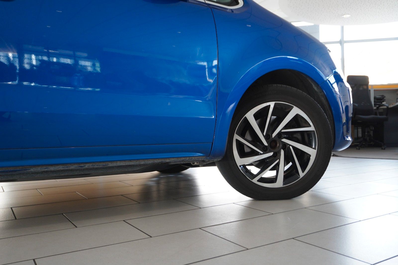Fahrzeugabbildung Volkswagen Sharan 1.4 TSI JOIN NAVI/SHZ/SPORT/PDC/NEBEL/AHK