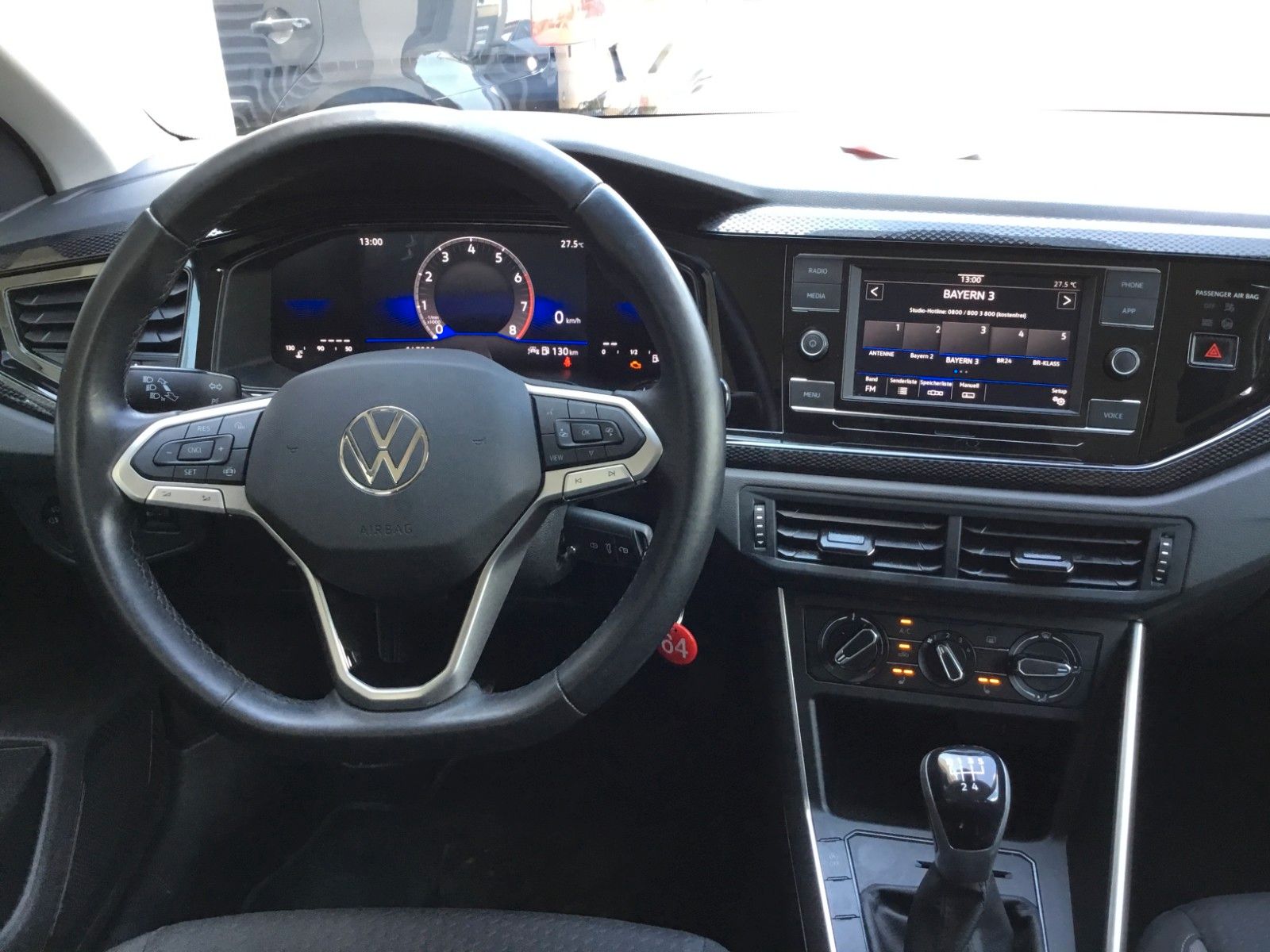 Fahrzeugabbildung Volkswagen Polo 1.0 TSI Life+LED+Sitzheizung+AppConnect