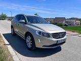 Volvo XC60 D5 AWD Momentum Geartronic Momentum - Volvo XC60 von privat