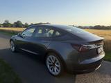 Tesla Model 3 Standard Range (SR+) Grau mit Garantie - Tesla Gebrauchtwagen in Bielefeld