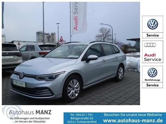 Volkswagen Golf VIII Variant 1.5 eTSI Life DSG KLIMA LED NA