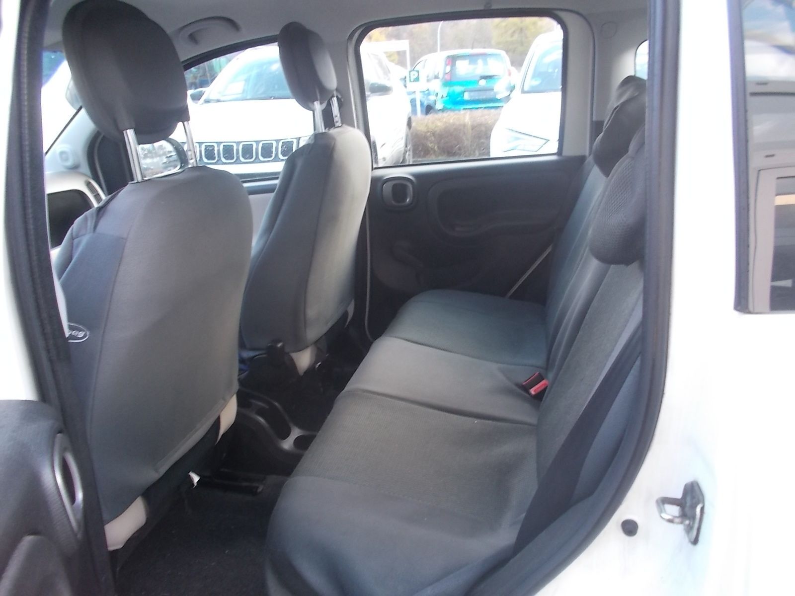 Fahrzeugabbildung Fiat Panda Lounge 1.2 8V *Unfall*