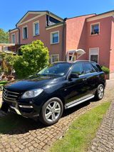 Mercedes-Benz ML 350 4MATIC - - Mercedes-Benz: Geländewagen, Ml