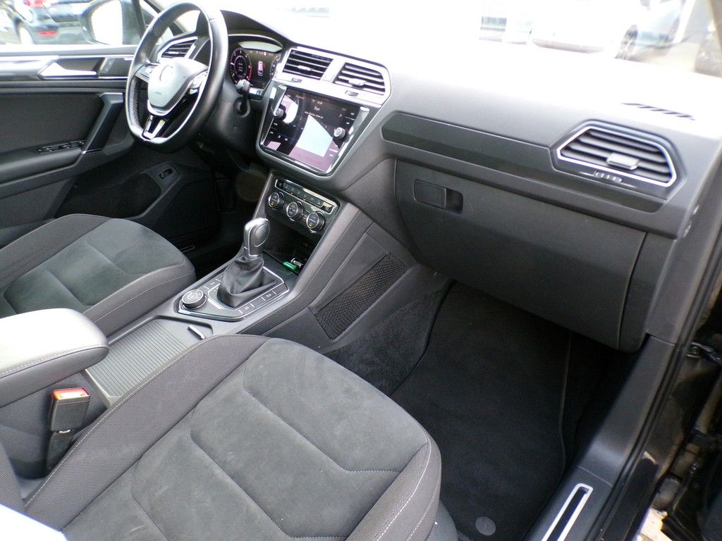 Fahrzeugabbildung Volkswagen Tiguan 2.0 TDI Highline BMT/Start-Stopp 4Motion