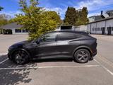 Ford Mustang Mach-E Extended Range mit Tech-Paket 1 - Ford Mustang Mach-E von privat