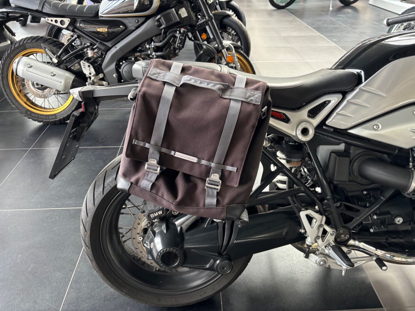 Fahrzeugabbildung BMW R nine T viel Zubehör