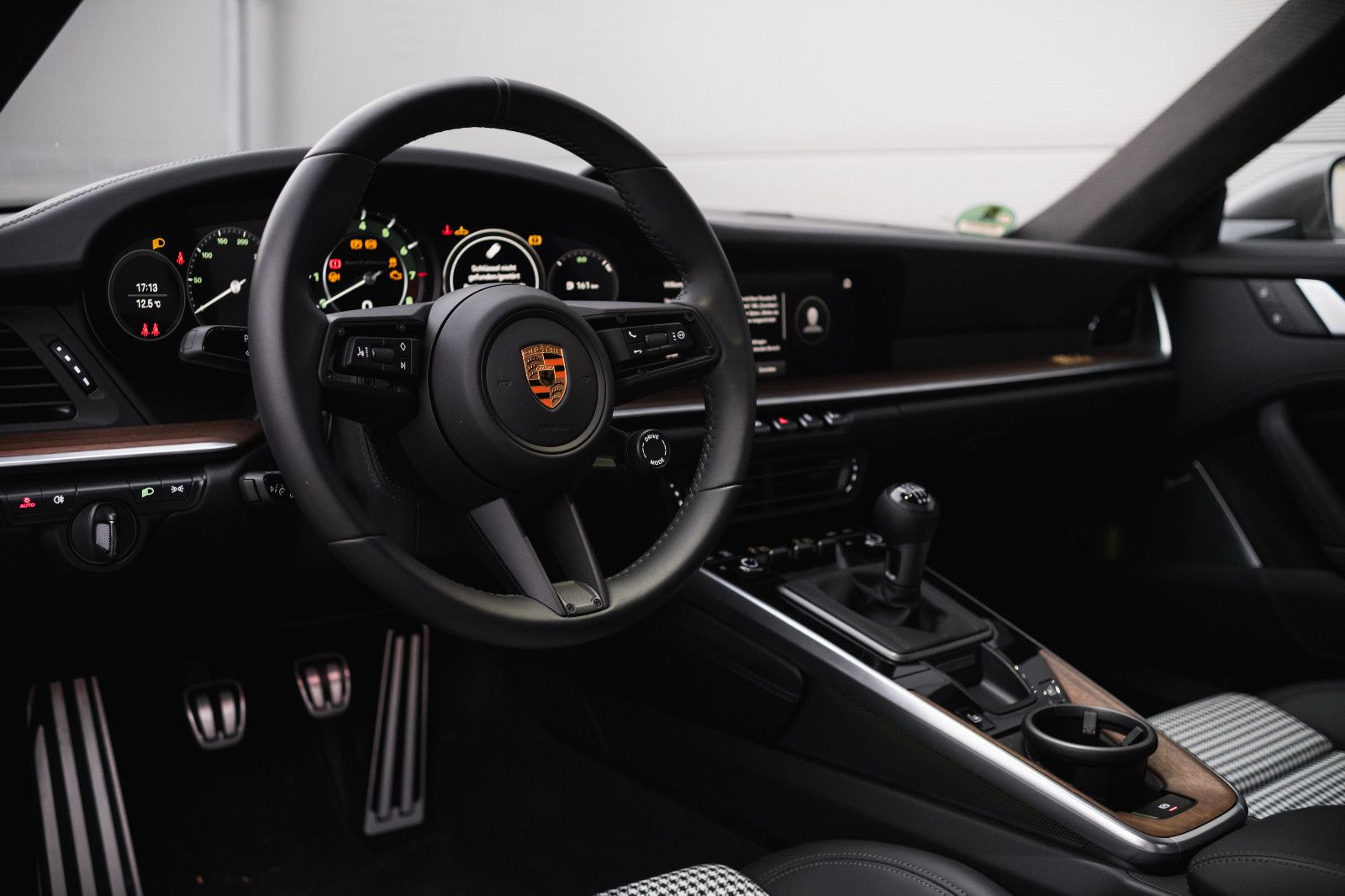 Fahrzeugabbildung Porsche 992/911 Sport Classic-Lift-360Kam.-Burmester-LED