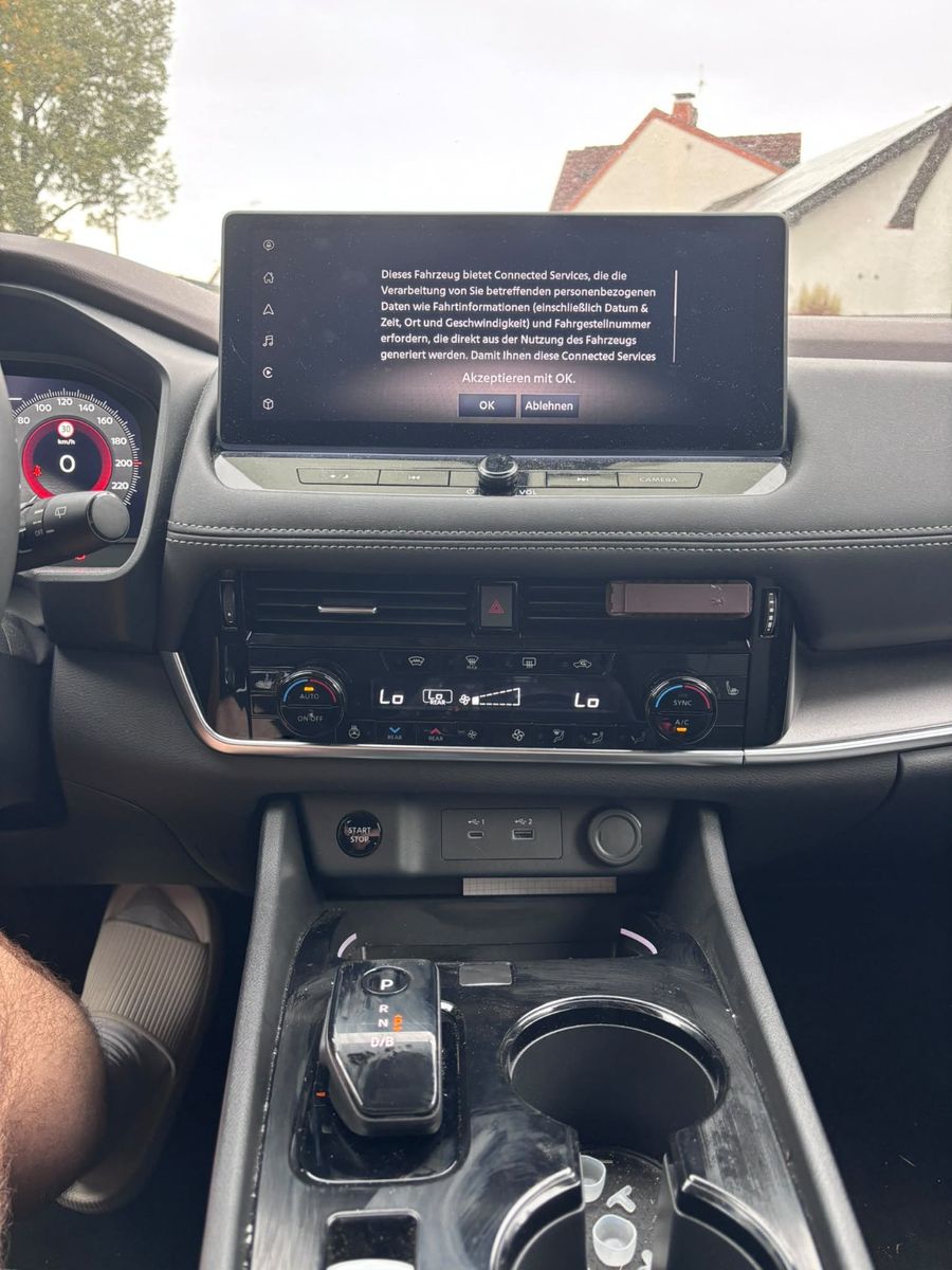 Fahrzeugabbildung Nissan X-Trail N-Connecta MHEV