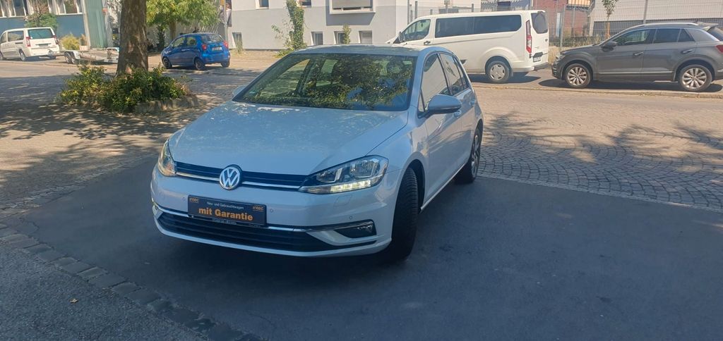 Image of Volkswagen Golf