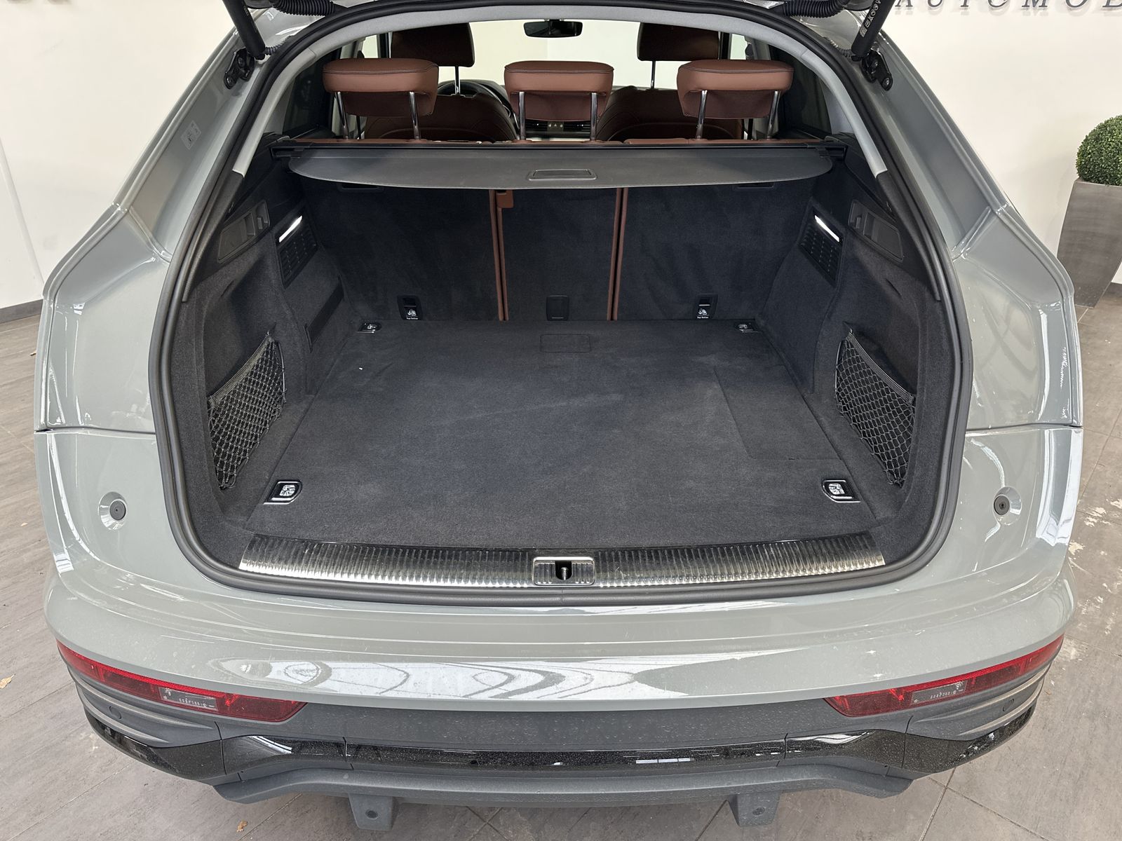 Fahrzeugabbildung Audi Q5 55 TFSIe Edition One NAV+LED+HUD+SHZ+B&O+360°