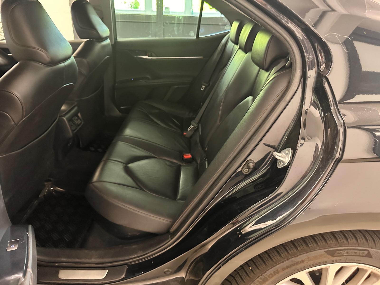 Toyota Camry Hybrid Executive