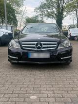 Mercedes-Benz Mercedes Benzin  220 CDI - Mercedes-Benz C 220 mit Benzin-Antrieb