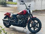 Harley-Davidson Street Bob 114 *J&H/Don Performance/Dezent* - Motorräder in Karlsruhe