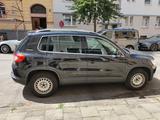 Volkswagen Tiguan 2.0 TDI DSG 4MOTION Team Team - Volkswagen Tiguan aus 2010: Team