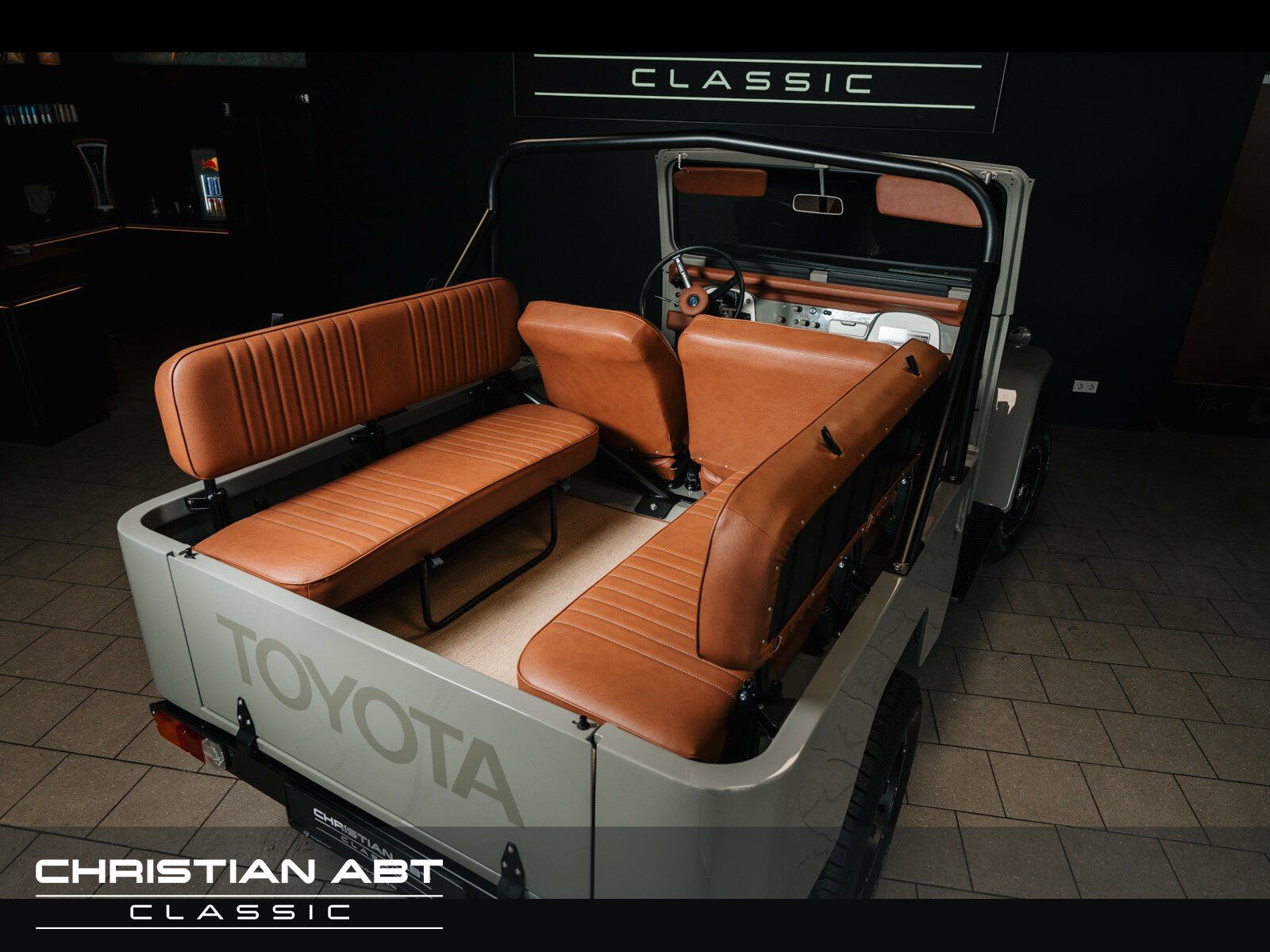 Fahrzeugabbildung Toyota FJ43 restauriert * Servo * H-Zulassung