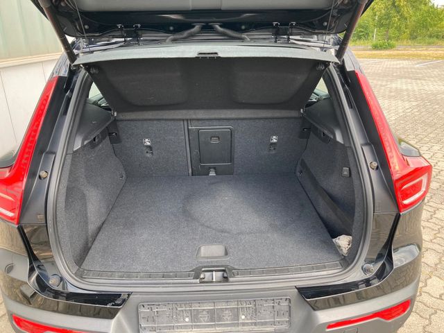 XC 40 D3 Momentum Pro AWD