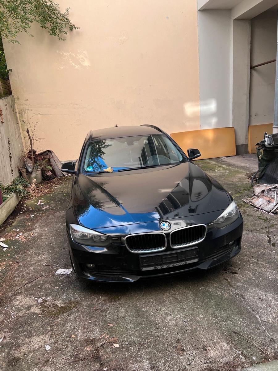 BMW 318, 2014