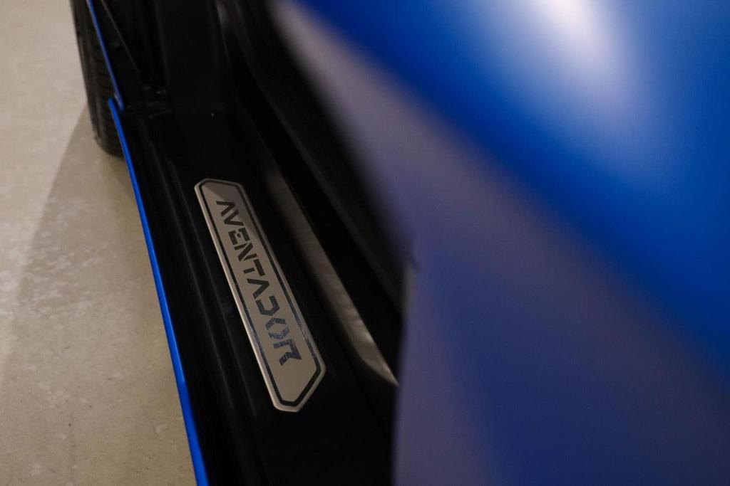 Lamborghini Aventador