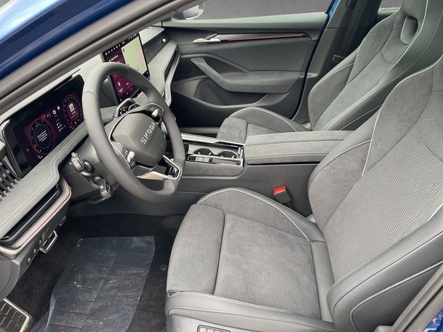 Skoda Superb Combi 2.0 TDI DSG 4x4 Sportline *PANO*HUD