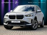 BMW X1 sDrive20i AHK PANO AdLED Aktivsitz KomZg LRH - BMW X1 Jahreswagen