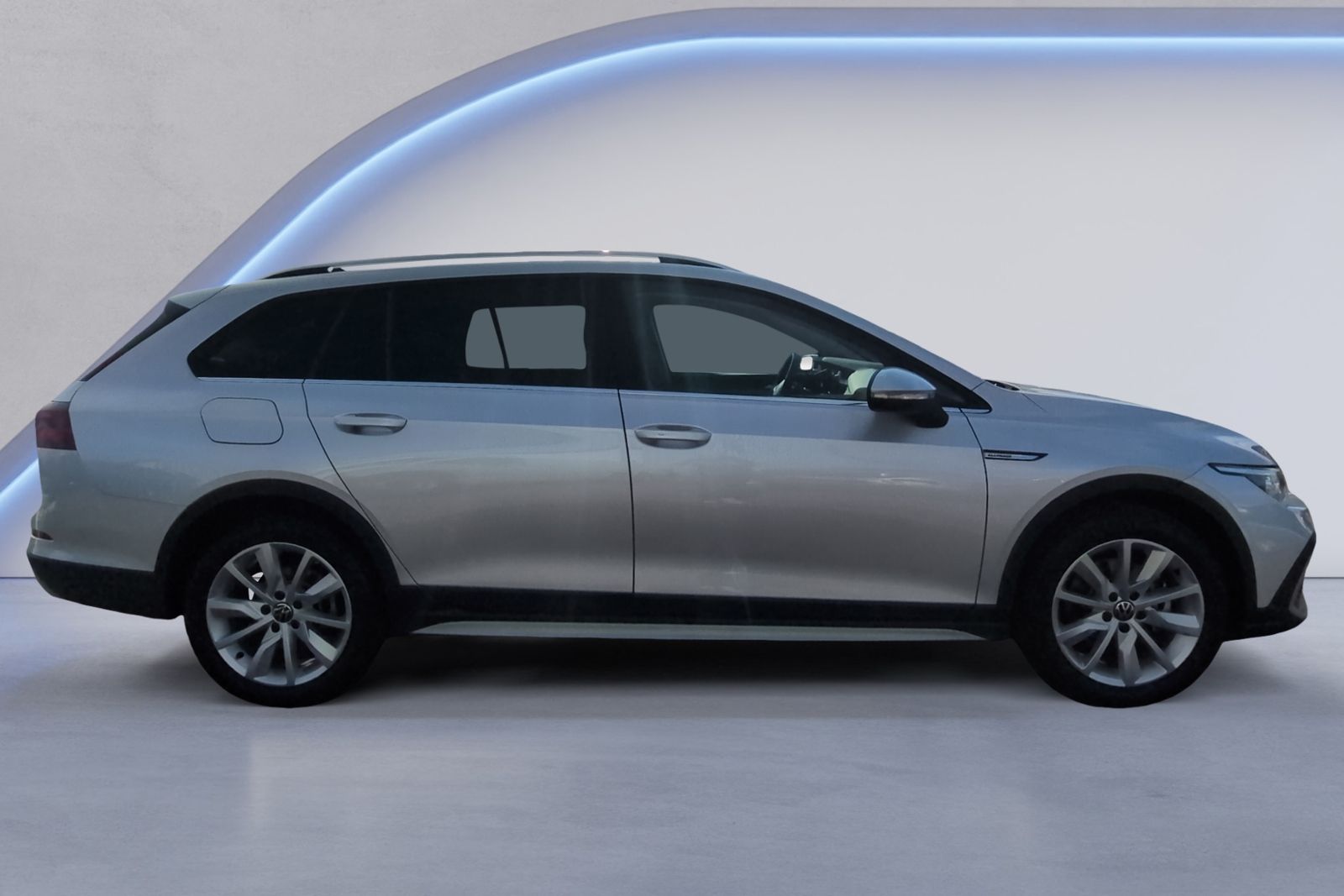 Golf VIII Alltrack 2.0 TDI DSG KAMERA+PANO+STHZ