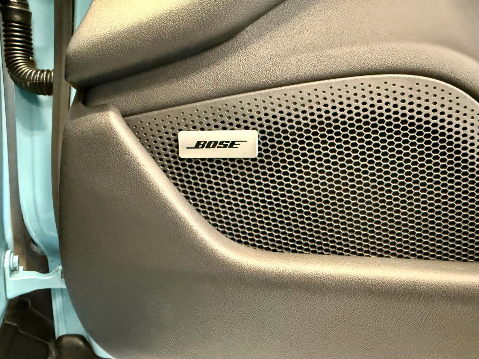 Fahrzeugabbildung Porsche Taycan 4S Performance/Panorama/PDCC/HeadUp