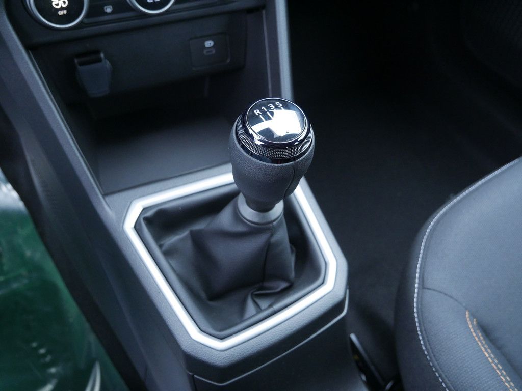 Fahrzeugabbildung Dacia Sandero Stepway Expression TCe 90
