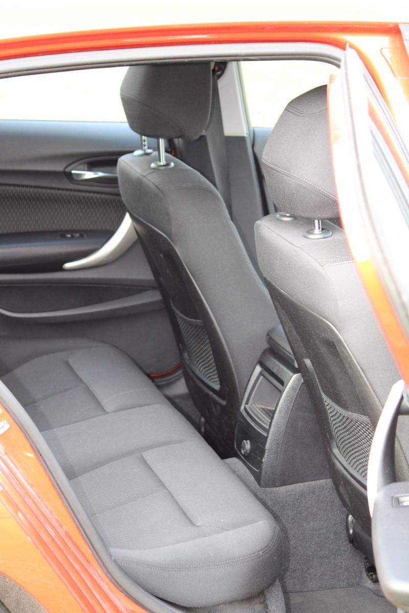 BMW 116i Advantage | 19 Zoll | scheckheftgepflegt 