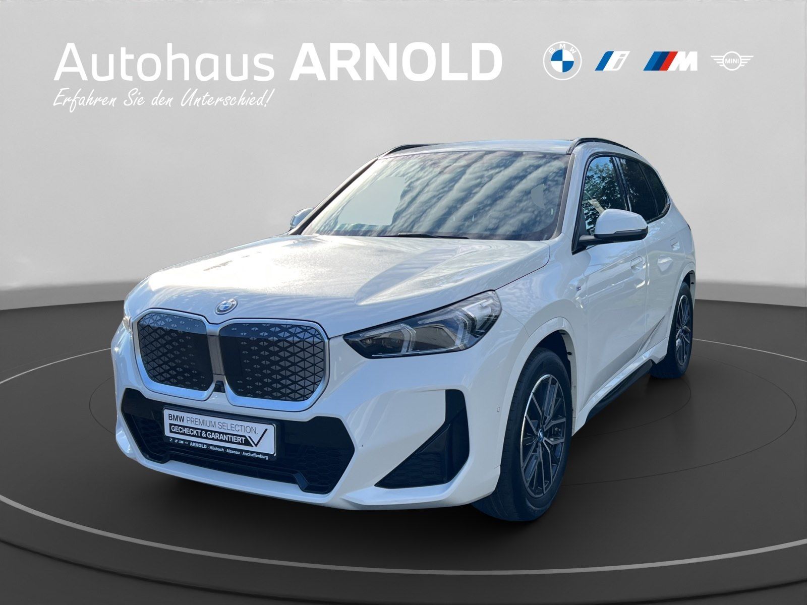 BMW iX1 xDrive30 M Sportpaket Head-Up DrAssProf foto 2